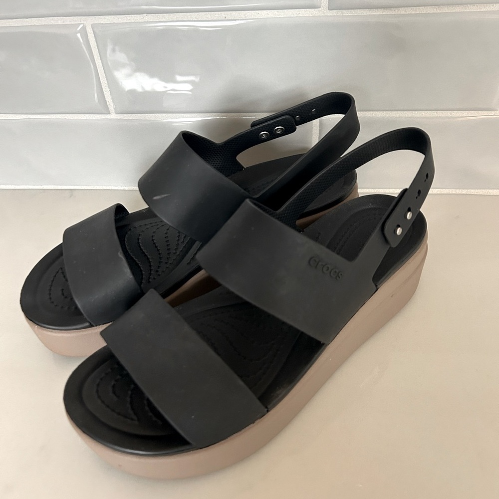 Crocs Platform Sandals